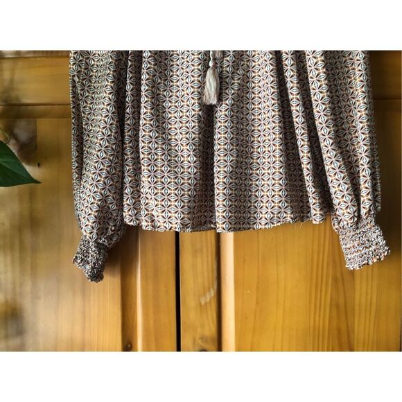 Max Studio Tie Neck Blouse Size Small - Picture 5 of 11